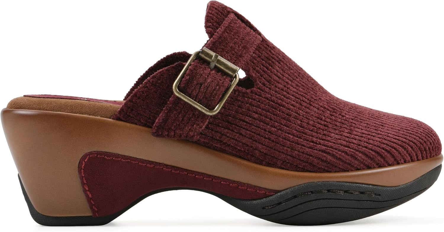 image:imageWHITE MOUNTAIN Womens Vias Platform ClogBurgundy Fabric